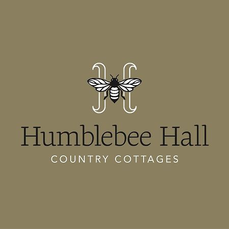 The Treehouse At Humblebee Hall Вустер Экстерьер фото