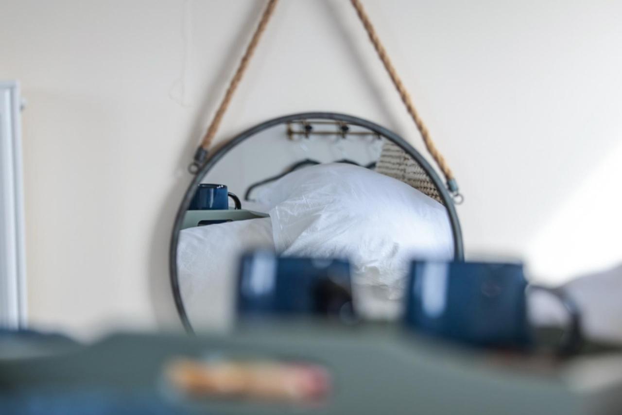 The Treehouse At Humblebee Hall Вустер Экстерьер фото